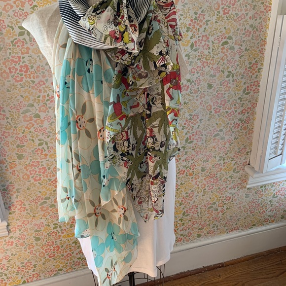 Exotic scarf - Picture 3 of 5